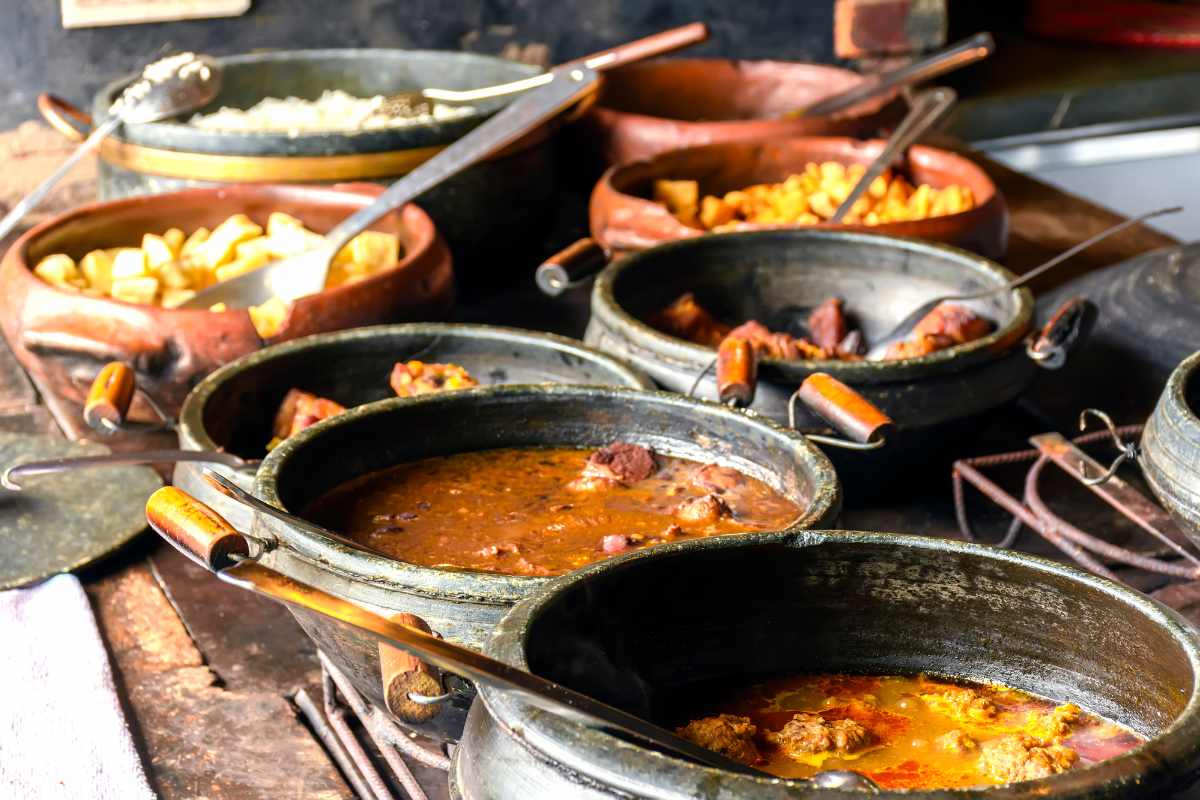 Características da Culinária Brasileira: Uma Viagem Pelos Sabores do Brasil 🇧🇷