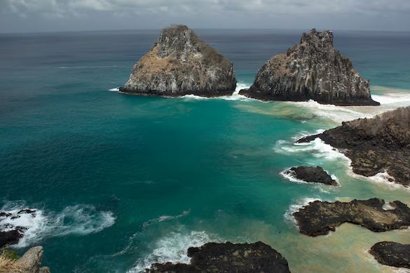 O Melhor de Fernando de Noronha: Turismo, Comida e Cultura Local